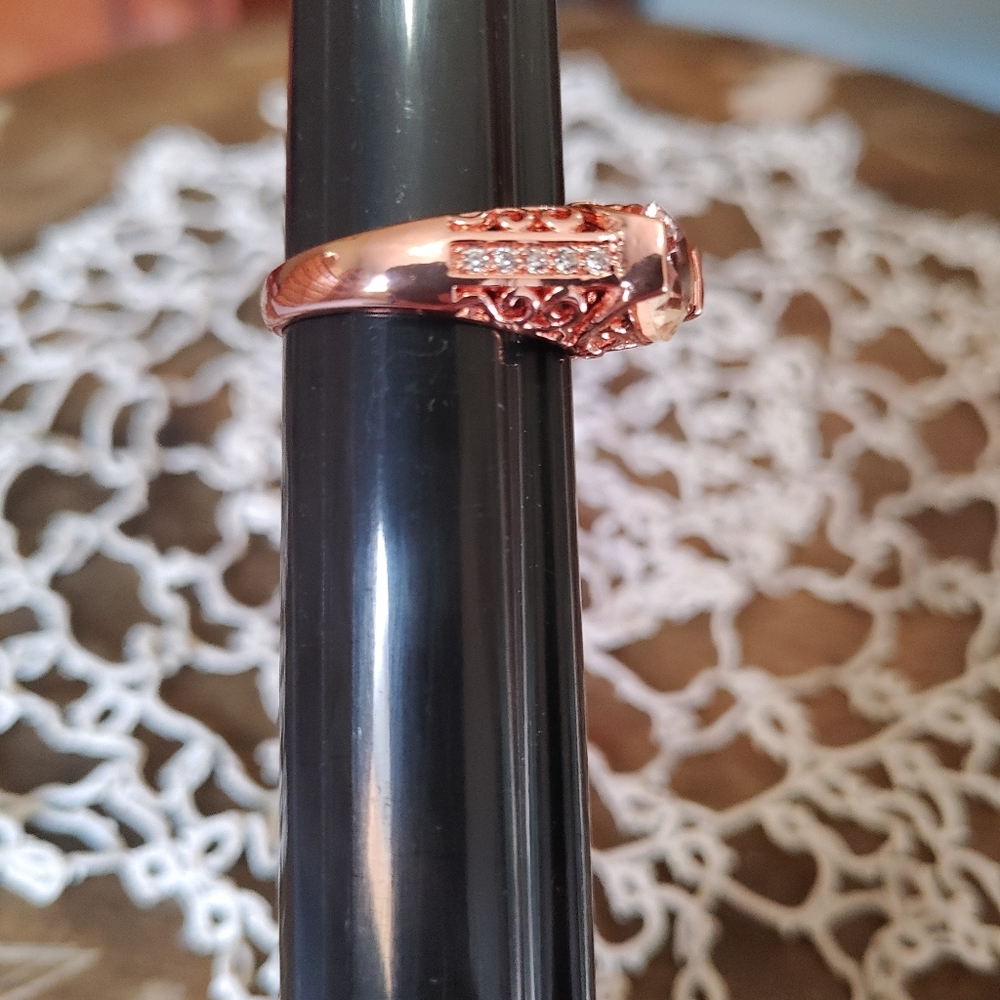 Ring - Picture 3 of 9